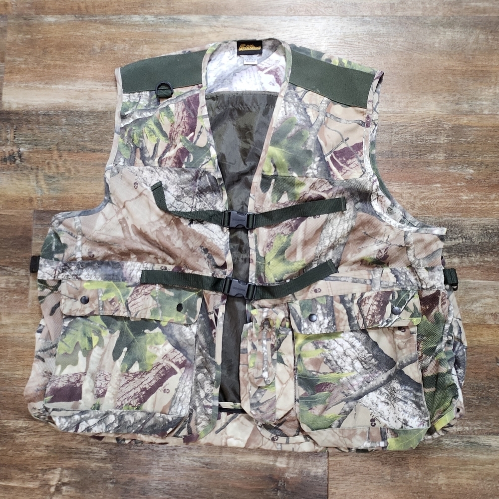 Fieldline Fusion 3-D Multifunctional Camo Hunting/Fishing Vest Size XXXL